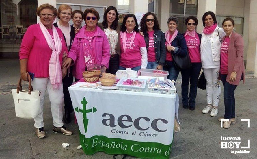 Mesa informativa de la AECC esta mañana en la Plaza Nueva Mesa informativa de la AECC esta mañana en la Plaza Nueva