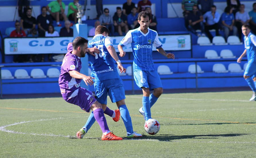 Un lance del partido de hoy en la pedanía jerezana de Guadalcacín. Fotografías: Cristina Ramírez Cruz Un lance del partido de hoy en la pedanía jerezana de Guadalcacín. Fotografías: Cristina Ramírez Cruz