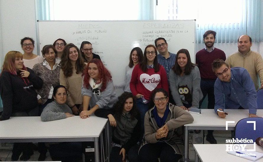 Alumnos participantes en la lanzadera de empleo que acaba de iniciar su andadura Alumnos participantes en la lanzadera de empleo que acaba de iniciar su andadura