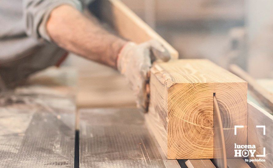 Sindicatos Y Patronal Acuerdan El Calendario Laboral Del Sector De La Madera Y El Mueble Para 2019 calendario laboral lucena