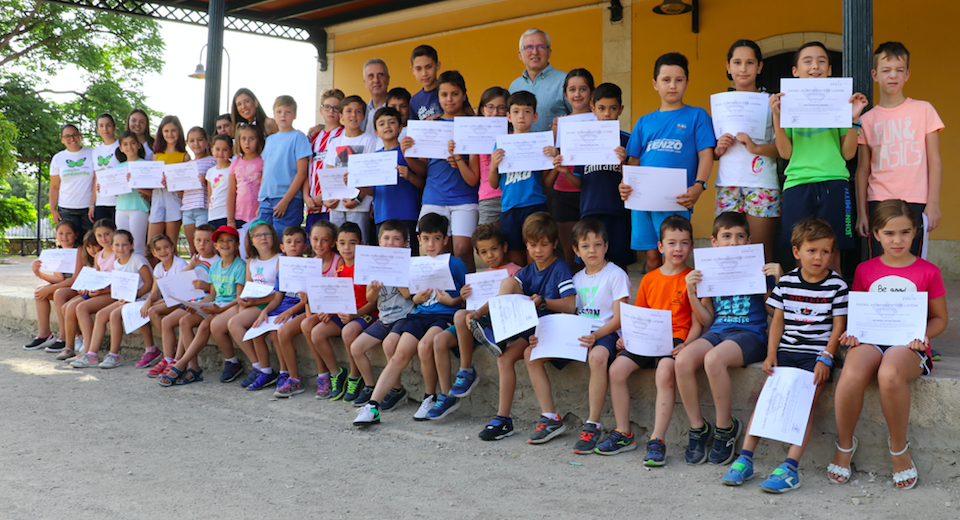Alumnos de los talleres del Aula de Naturaleza. Alumnos de los talleres del Aula de Naturaleza.