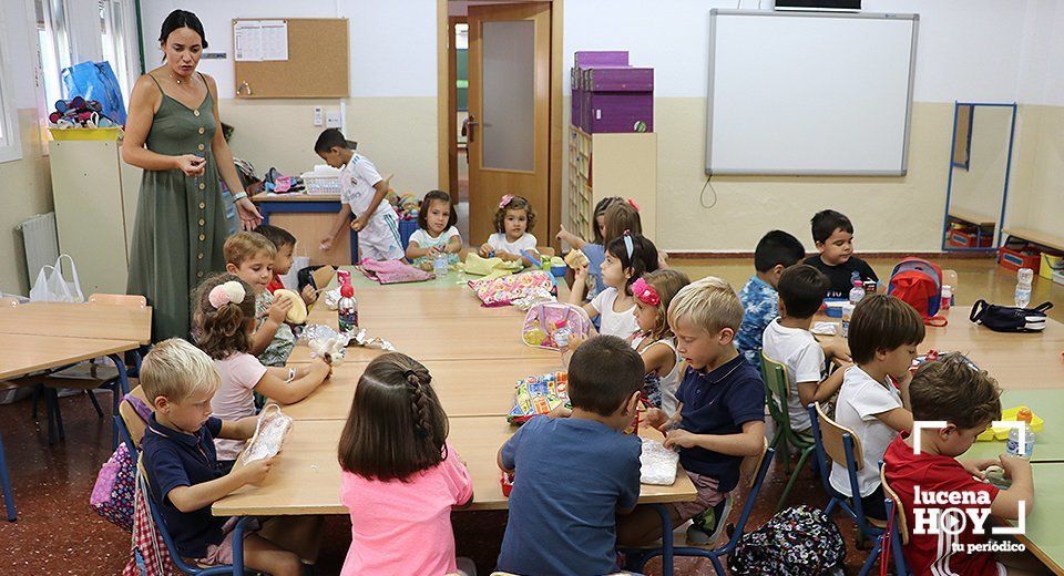 Alumnos en el CEIP Barahona de Soto, esta mañana Alumnos en el CEIP Barahona de Soto, esta mañana