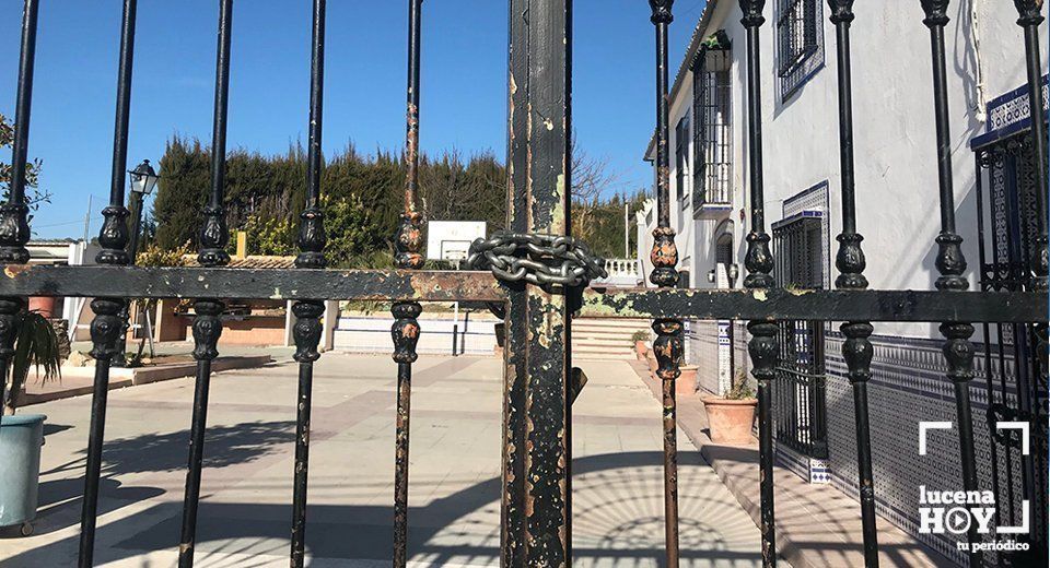 Entrada a la casa de campo en la que se han alojado durante los últimos meses los menores tutelados por la Junta Entrada a la casa de campo en la que se han alojado durante los últimos meses los menores tutelados por la Junta