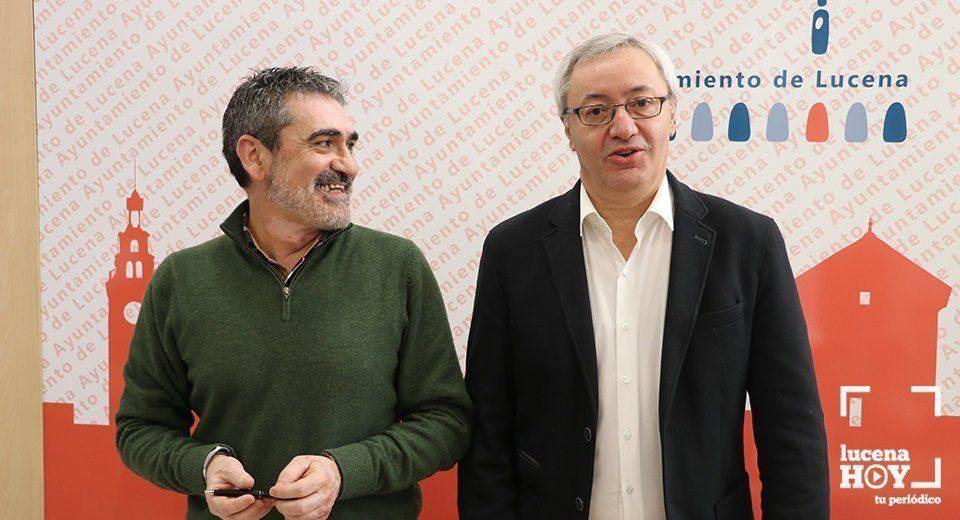Miguel y Carlos Villa tras su rueda de prensa Miguel y Carlos Villa tras su rueda de prensa
