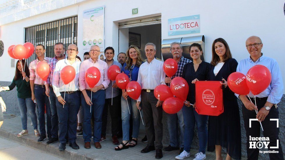 Miembros de la candidatura socialista en el acto celebrado ayer en La Barrera Miembros de la candidatura socialista en el acto celebrado ayer en La Barrera