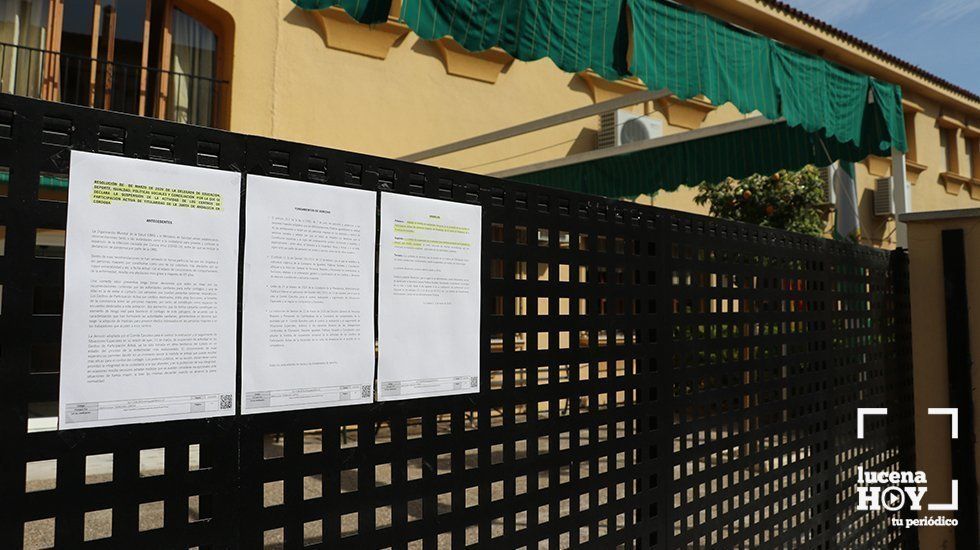Puertas cerradas del "Hogar" esta mañana Puertas cerradas del "Hogar" esta mañana