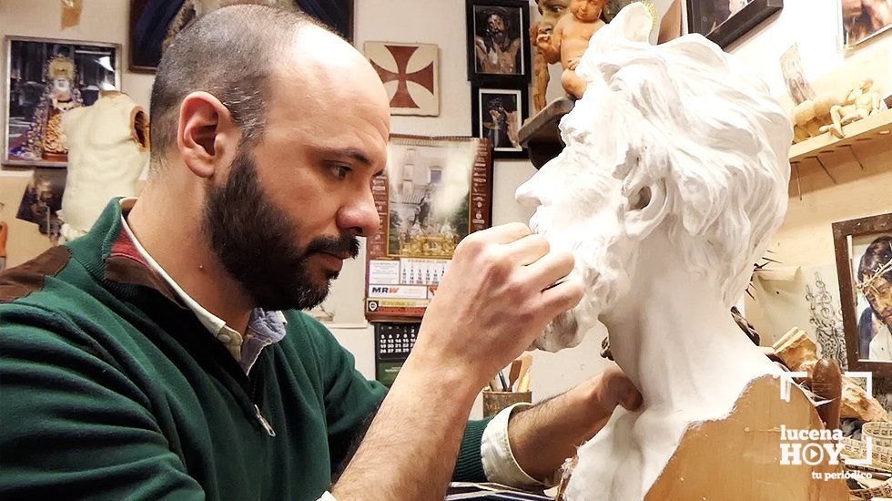 López del Espino trabajando en su taller López del Espino trabajando en su taller