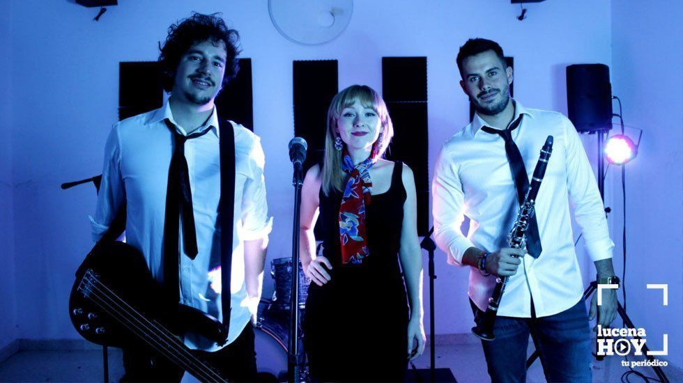 La voz de Isa Rodríguez, el clarinete de Lázaro Parejo y la guitarra, bajo y percusión de Juan Antonio Muñoz dan vida al último tema de HumanPrey Covers La voz de Isa Rodríguez, el clarinete de Lázaro Parejo y la guitarra, bajo y percusión de Juan Antonio Muñoz dan vida al último tema de HumanPrey Covers