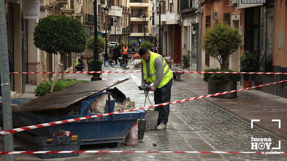  Trabajos en la calle El Agua 