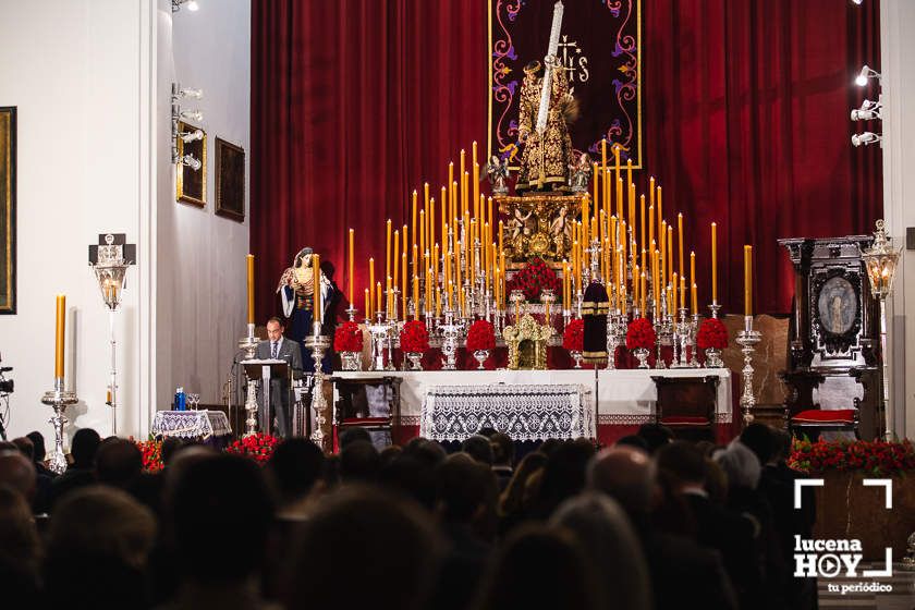 GALERÍA: Aurelio Fernández García pone nombre a los olores del Viernes Santo en su Pregón a Ntro. Padre Jesús Nazareno