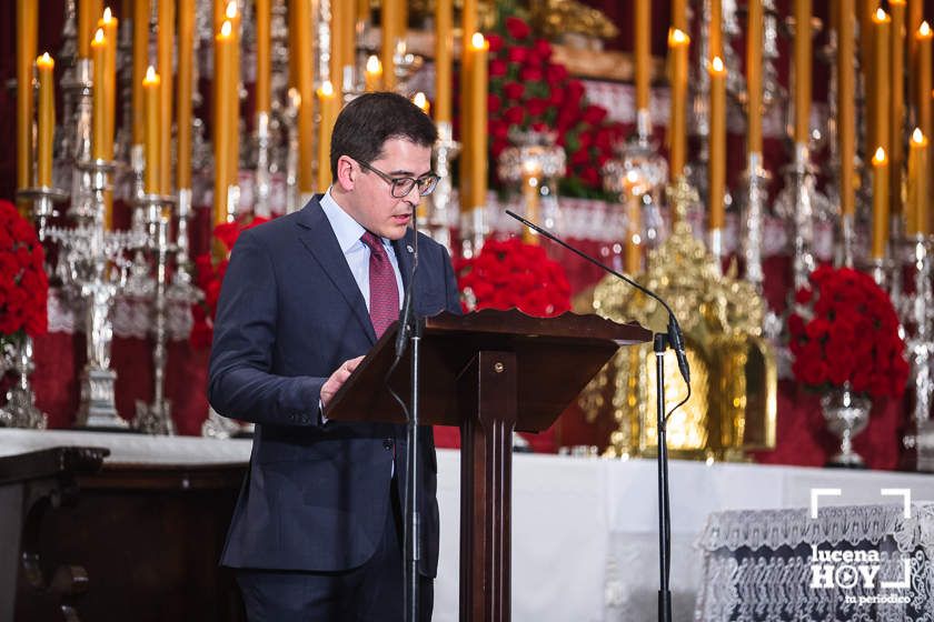 GALERÍA: Aurelio Fernández García pone nombre a los olores del Viernes Santo en su Pregón a Ntro. Padre Jesús Nazareno
