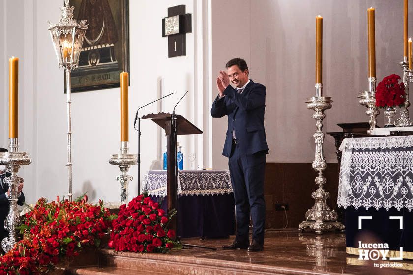 GALERÍA: Aurelio Fernández García pone nombre a los olores del Viernes Santo en su Pregón a Ntro. Padre Jesús Nazareno