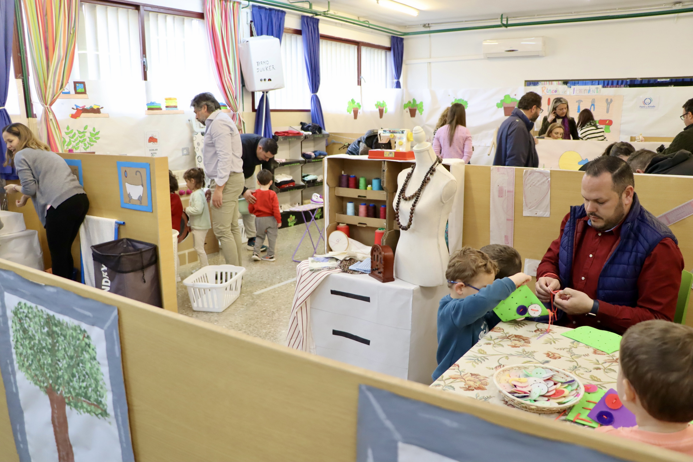 Casa por la Igualdad en el Colegio El Prado Casa por la Igualdad en el Colegio El Prado