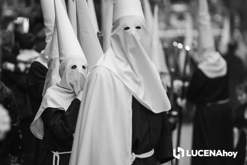 GALERÍA: Semana Santa 2022. Las imágenes del Lunes Santo: La Cofradía Franciscana de Pasión brilla y esquiva la lluvia