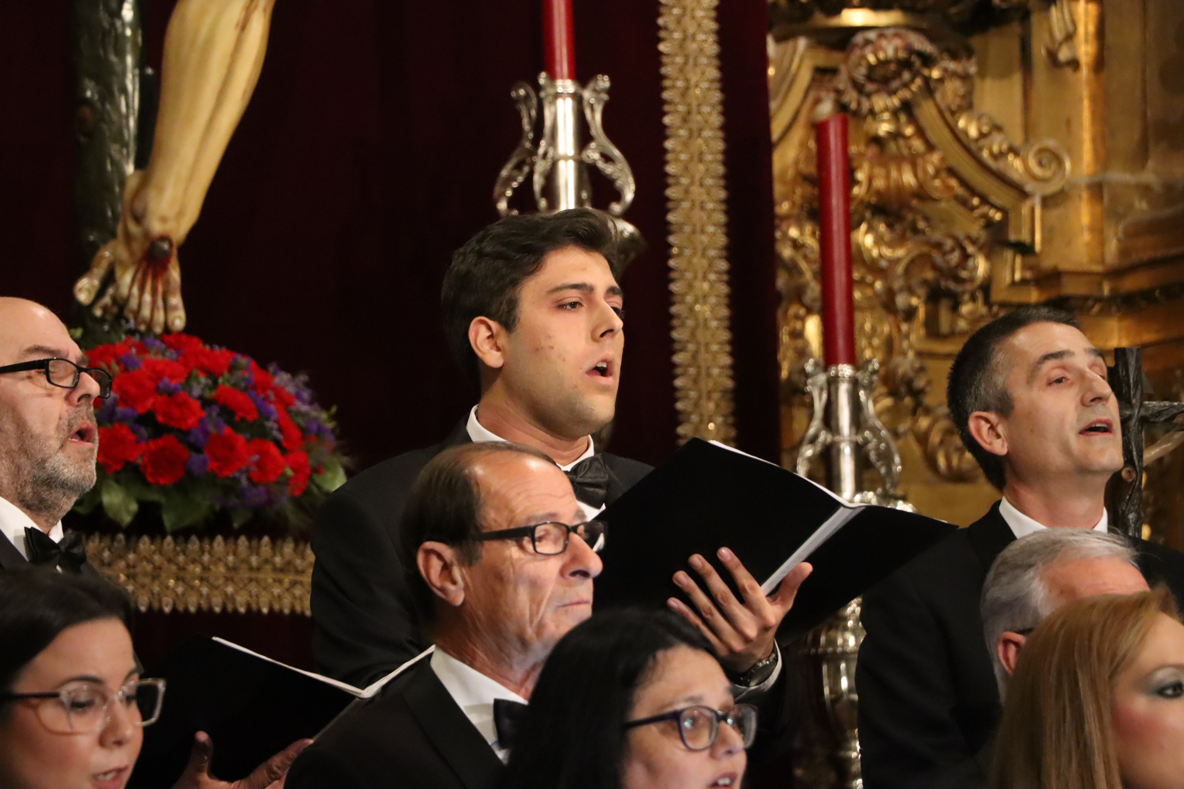 Coral Lucentina: Cantos para el Alma