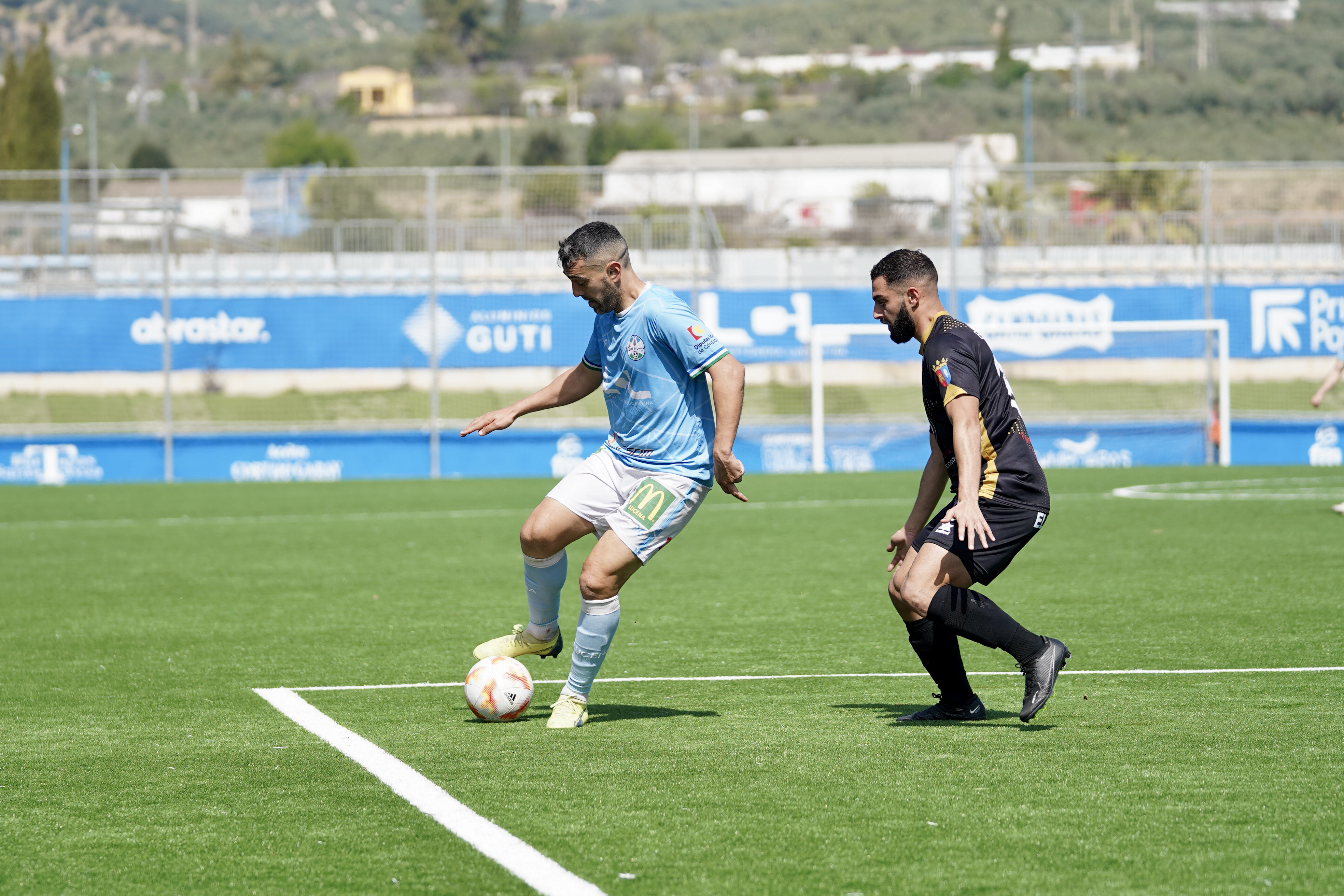 Triunfo agónico del C.D. Ciudad de Lucena en el duelo que le enfrentó al Conil  C.F. - Lucena Noticias