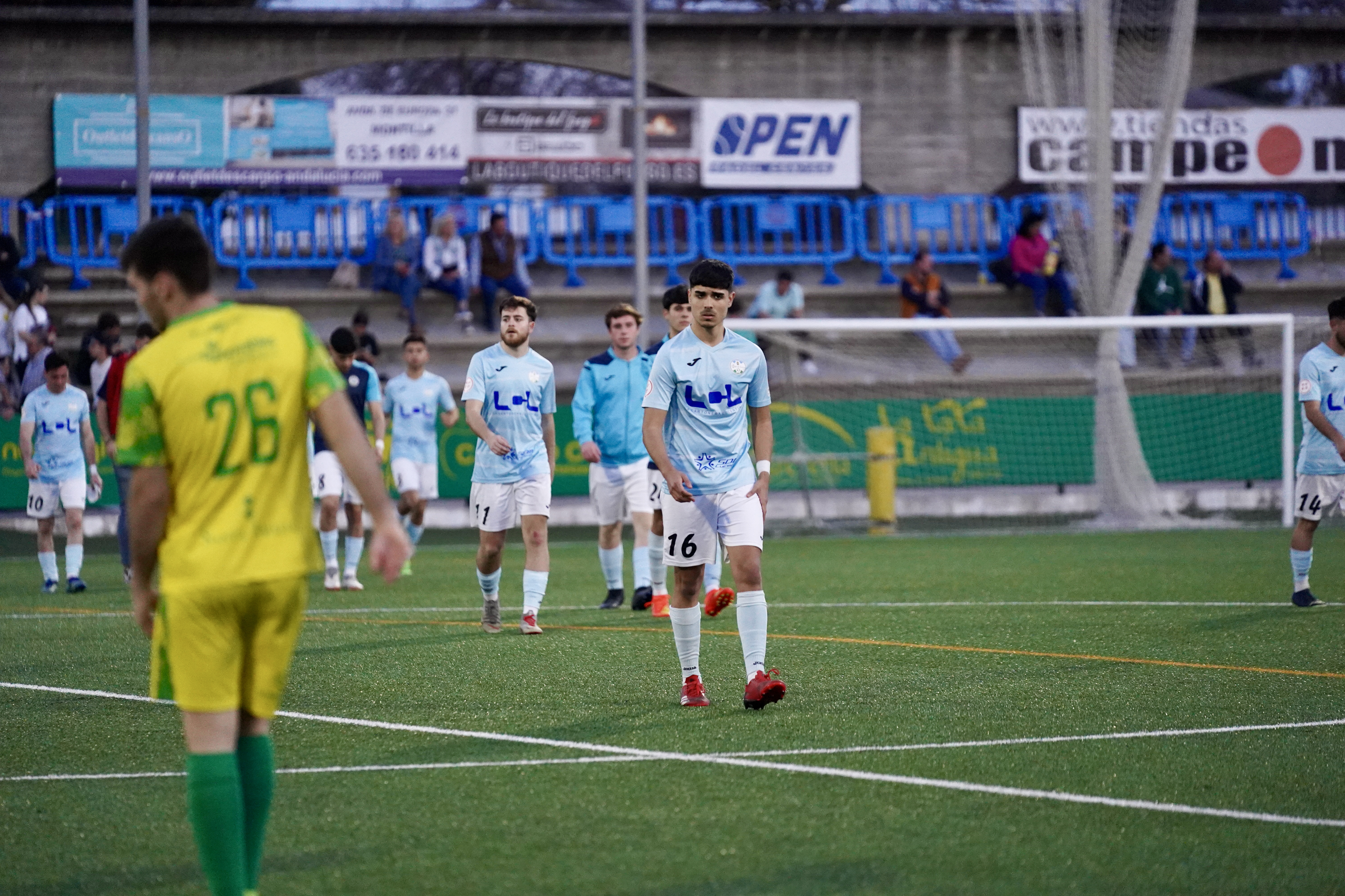 CD Apedem Montilla - Ciudad de Lucena B (0-2)  Foto: Antonio Dávila