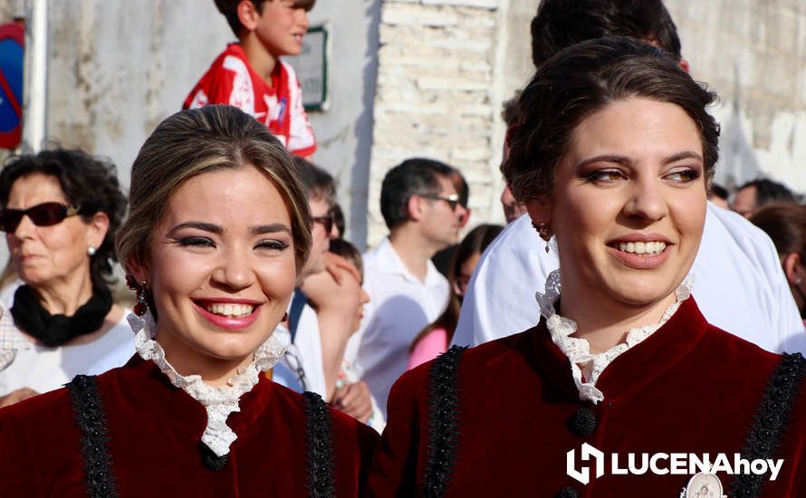 GALERÍA I: Una multitud recibe a la Virgen de Araceli en su llegada a Lucena en Romería de Bajada