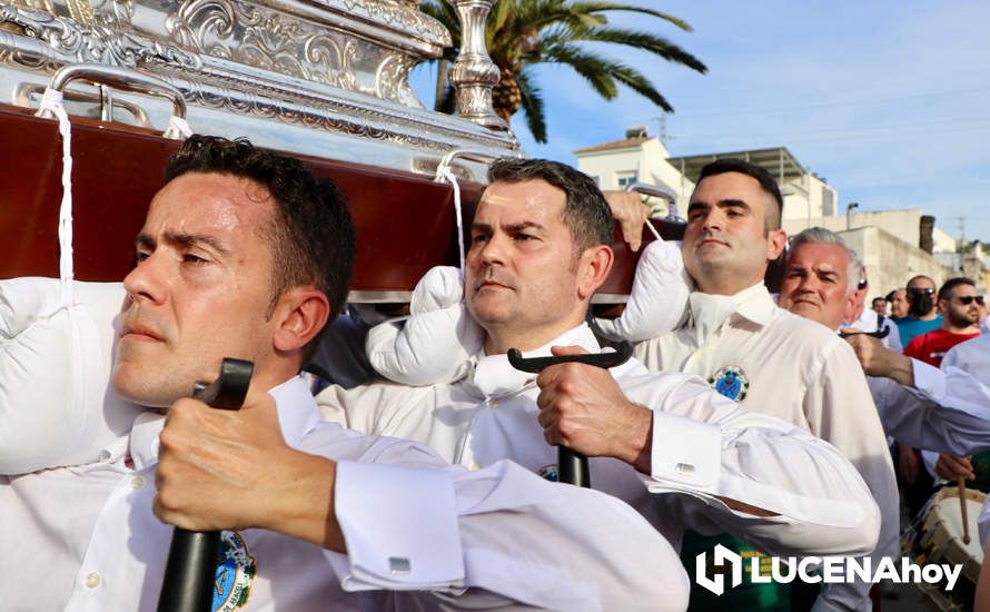 GALERÍA I: Una multitud recibe a la Virgen de Araceli en su llegada a Lucena en Romería de Bajada