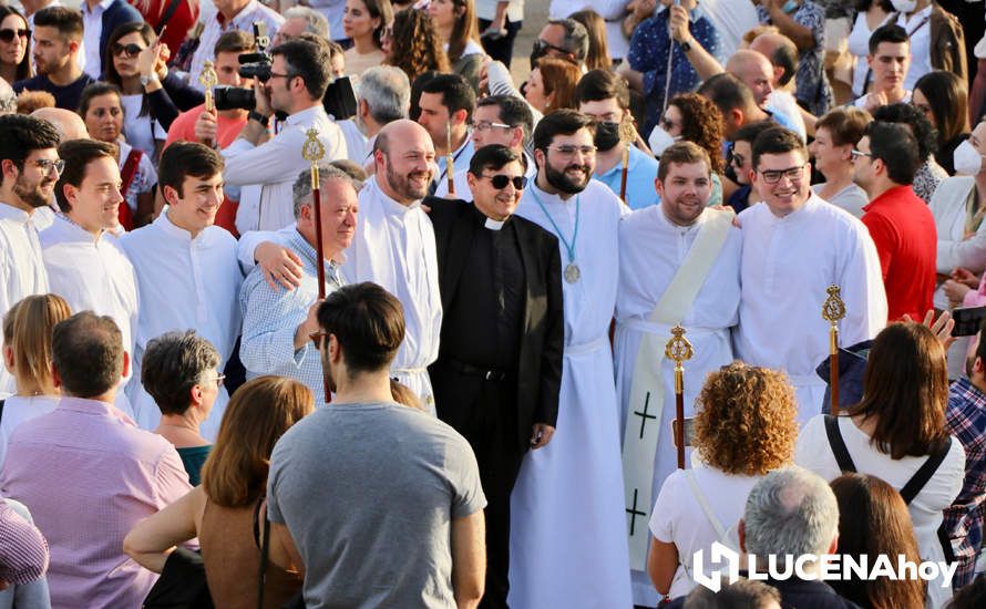 GALERÍA I: Una multitud recibe a la Virgen de Araceli en su llegada a Lucena en Romería de Bajada