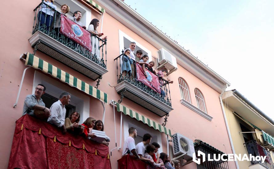 GALERÍA I: Una multitud recibe a la Virgen de Araceli en su llegada a Lucena en Romería de Bajada