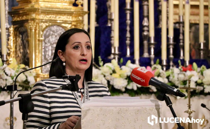 GALERÍA: Araceli Rodríguez Yebra evoca los 50 años de la Hermandad del Rocío de Lucena en su emotivo pregón GALERÍA: Araceli Rodríguez Yebra evoca los 50 años de la Hermandad del Rocío de Lucena en su emotivo pregón