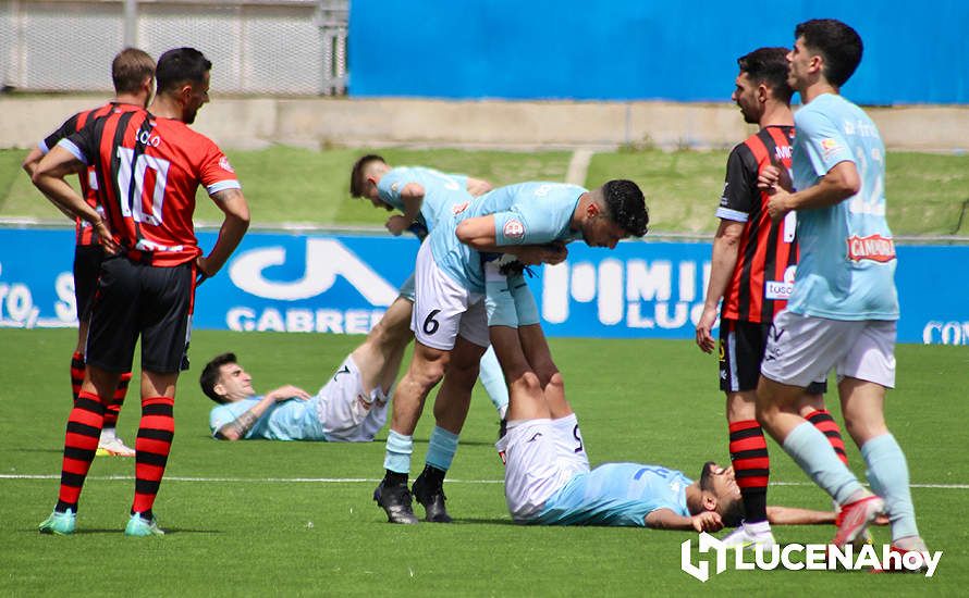 GALERÍA: El Ciudad de Lucena peleará por el ascenso tras derrotar al Cartaya (1-0): Las fotos de la victoria y la celebración en el campo y la grada