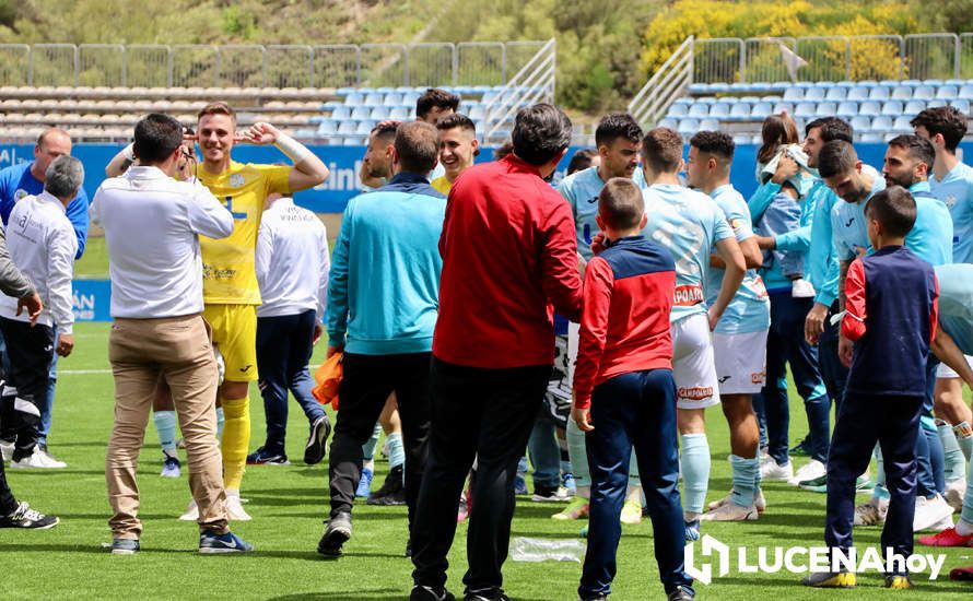 GALERÍA: El Ciudad de Lucena peleará por el ascenso tras derrotar al Cartaya (1-0): Las fotos de la victoria y la celebración en el campo y la grada