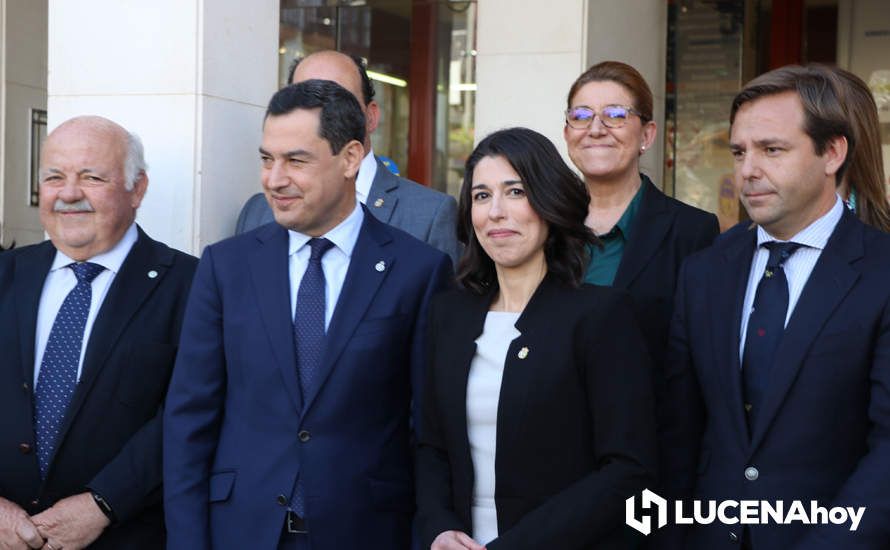 GALERÍA: El presidente de la Junta, Juanma Moreno, asegura que el hospital de Lucena será una realidad en la próxima legislatura y deposita flores ante la Virgen de Araceli GALERÍA: El presidente de la Junta, Juanma Moreno, asegura que el hospital de Lucena será una realidad en la próxima legislatura y deposita flores ante la Virgen de Araceli