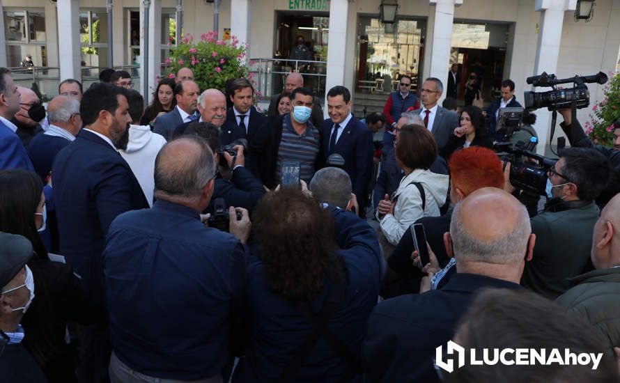 GALERÍA: El presidente de la Junta, Juanma Moreno, asegura que el hospital de Lucena será una realidad en la próxima legislatura y deposita flores ante la Virgen de Araceli GALERÍA: El presidente de la Junta, Juanma Moreno, asegura que el hospital de Lucena será una realidad en la próxima legislatura y deposita flores ante la Virgen de Araceli