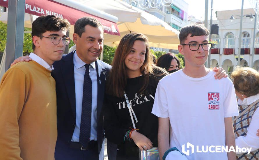 GALERÍA: El presidente de la Junta, Juanma Moreno, asegura que el hospital de Lucena será una realidad en la próxima legislatura y deposita flores ante la Virgen de Araceli GALERÍA: El presidente de la Junta, Juanma Moreno, asegura que el hospital de Lucena será una realidad en la próxima legislatura y deposita flores ante la Virgen de Araceli
