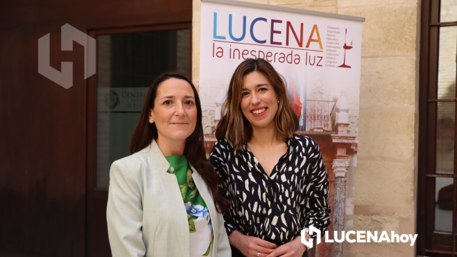 Teresa Alonso y Patricia Caraballo durante la presentación Teresa Alonso y Patricia Caraballo durante la presentación