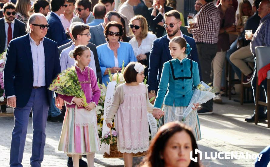 GALERÍA: Lucena brinda a la Virgen de Araceli una interminable ofrenda de flores