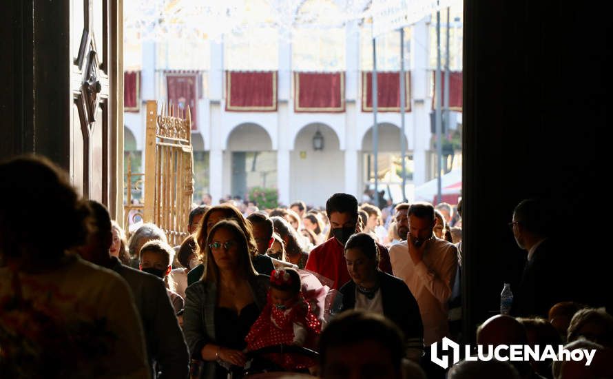 GALERÍA: Lucena brinda a la Virgen de Araceli una interminable ofrenda de flores