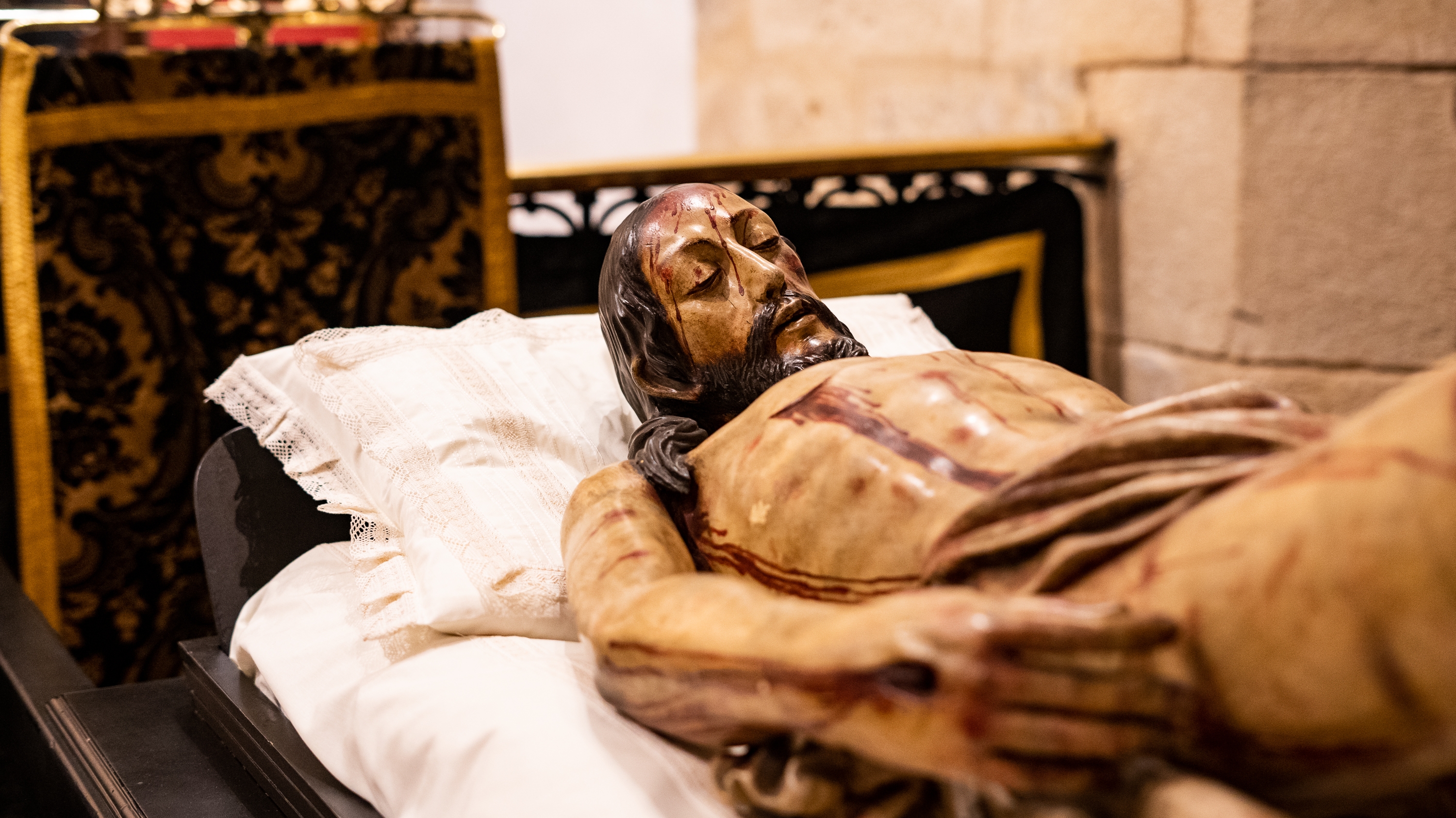 Viacrucis Cristo Yacente de la cofradía de La Soledad 2023 (1) Viacrucis Cristo Yacente de la cofradía de La Soledad 2023 (1)