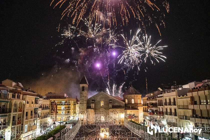 Fuegos artificiales a la entrada de la Virgen de Araceli en las fiestas del pasado año