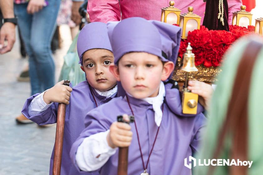 GALERÍA: Medio centenar de pequeños pasos procesionales toman parte en el desfile de procesiones infantiles 'Pasión y gloria de Lucena'