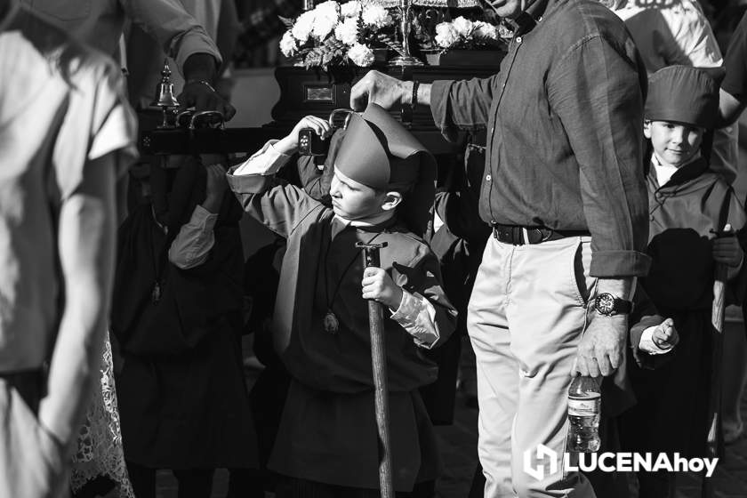 GALERÍA: Medio centenar de pequeños pasos procesionales toman parte en el desfile de procesiones infantiles 'Pasión y gloria de Lucena'