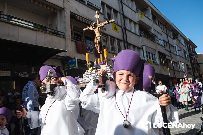 GALERÍA: Medio centenar de pequeños pasos procesionales toman parte en el desfile de procesiones infantiles 'Pasión y gloria de Lucena'