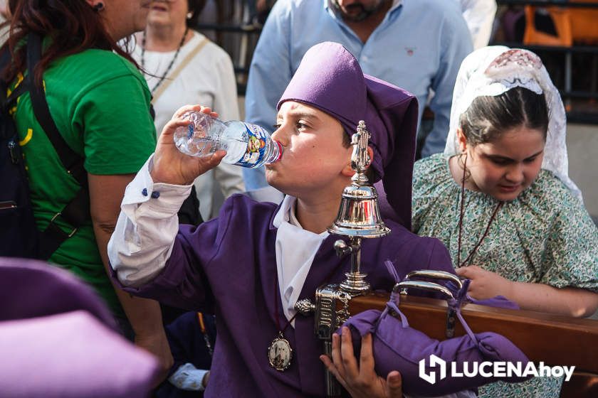 GALERÍA: Medio centenar de pequeños pasos procesionales toman parte en el desfile de procesiones infantiles 'Pasión y gloria de Lucena'