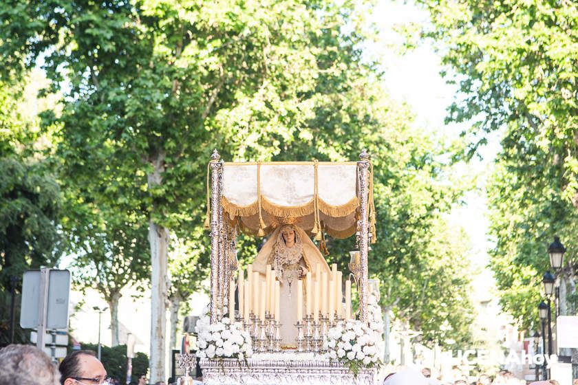 GALERÍA: Medio centenar de pequeños pasos procesionales toman parte en el desfile de procesiones infantiles 'Pasión y gloria de Lucena'