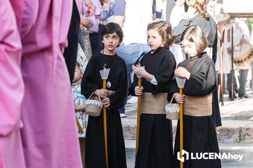 GALERÍA: Medio centenar de pequeños pasos procesionales toman parte en el desfile de procesiones infantiles 'Pasión y gloria de Lucena'