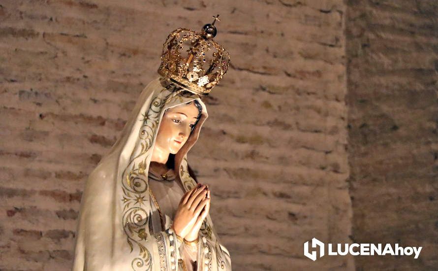 GALERÍA: La procesión de la Virgen de Fátima recorre las calles del barrio de Santiago GALERÍA: La procesión de la Virgen de Fátima recorre las calles del barrio de Santiago