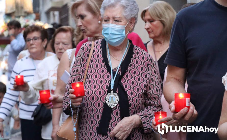 GALERÍA: La procesión de la Virgen de Fátima recorre las calles del barrio de Santiago