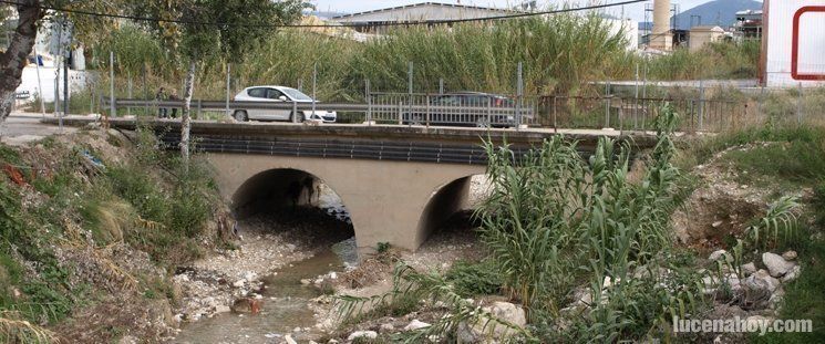  La Junta retoma los trabajos del río y el nuevo puente de la carretera de Cabra 