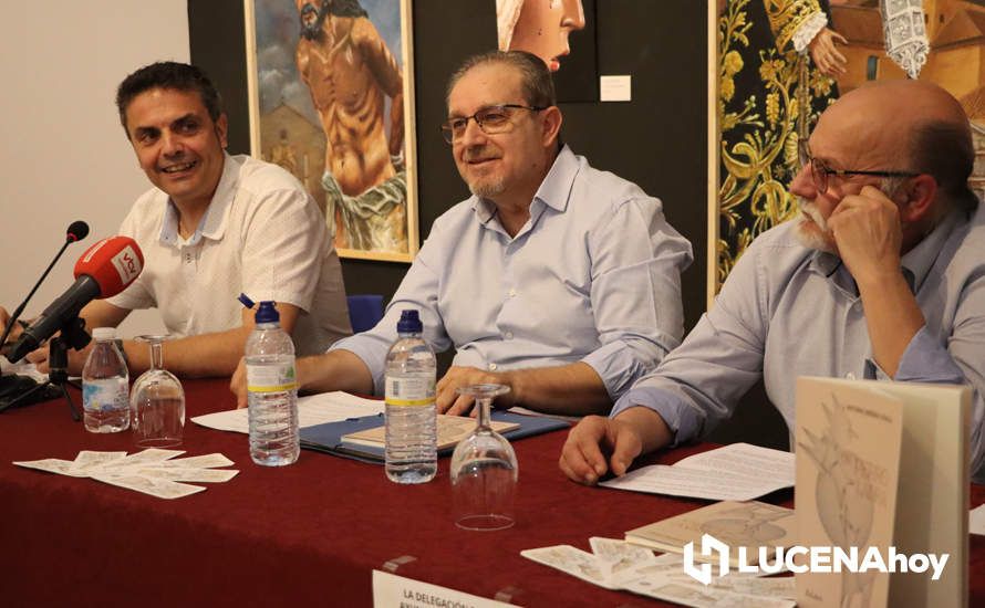  Cristóbal Martínez, Antonio Jiménez y Paco Ayala durante la presentación 