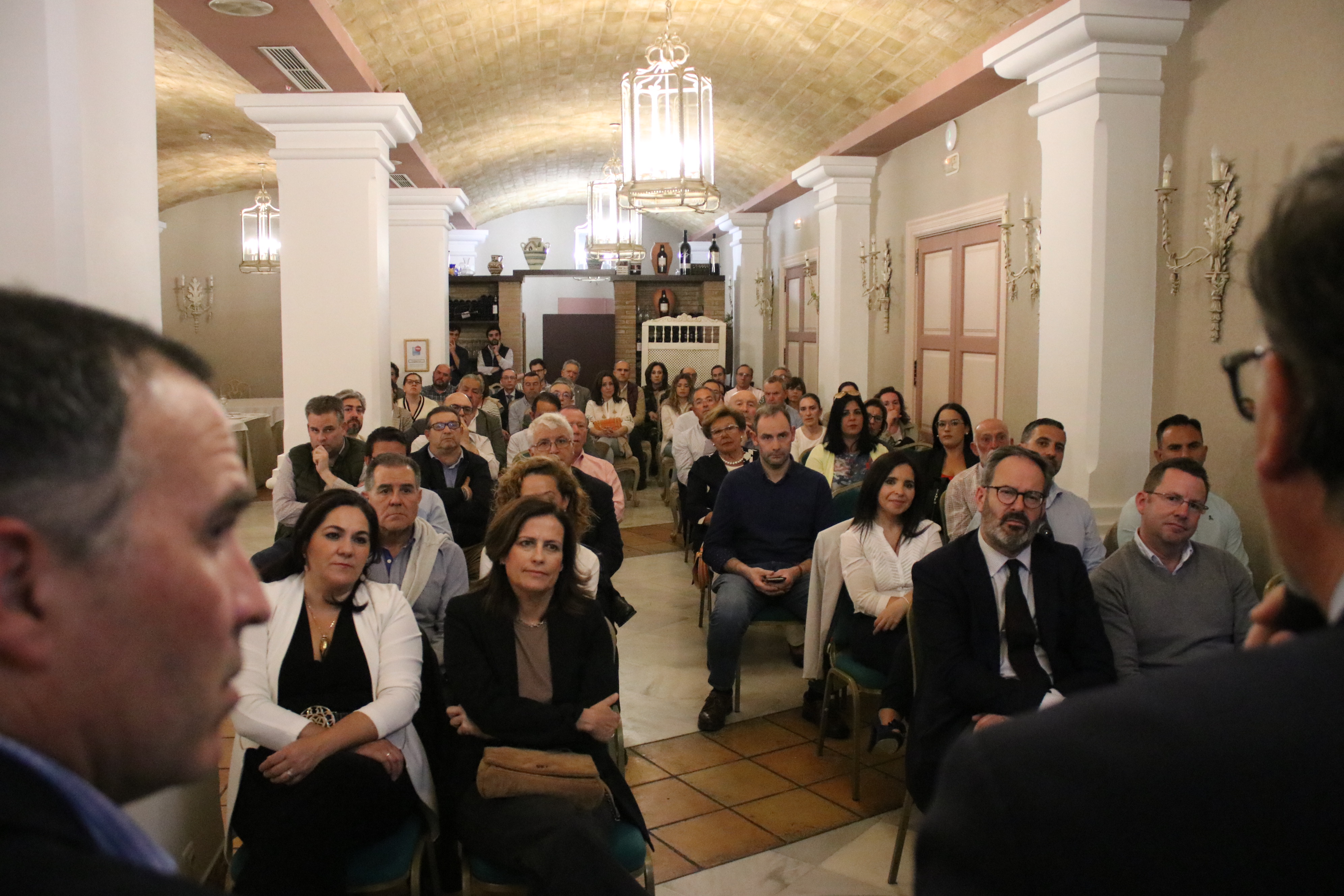 Asistentes al Foro Cultura y Tradiciones en Lucena