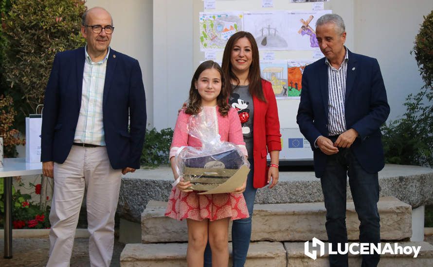 GALERÍA: La Peña El Santero entrega los premios del concurso ?Lucena ilustra su Pasión y Gloria' con más de mil obras presentadas