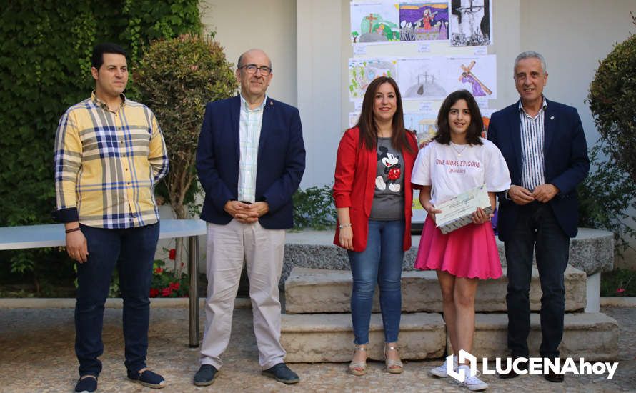 GALERÍA: La Peña El Santero entrega los premios del concurso ?Lucena ilustra su Pasión y Gloria' con más de mil obras presentadas