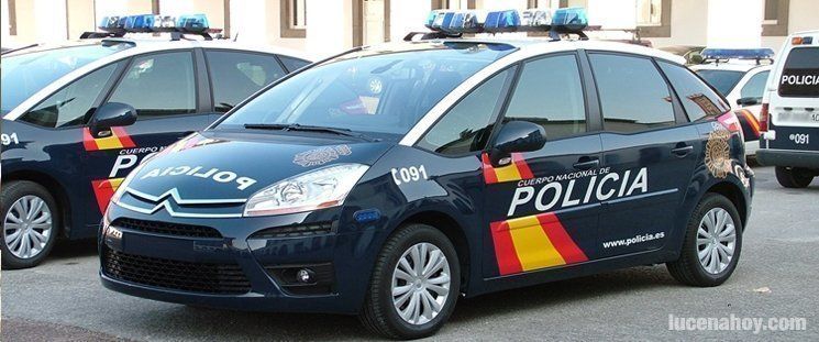  La policía nacional detiene al presunto autor del robo de un coche 